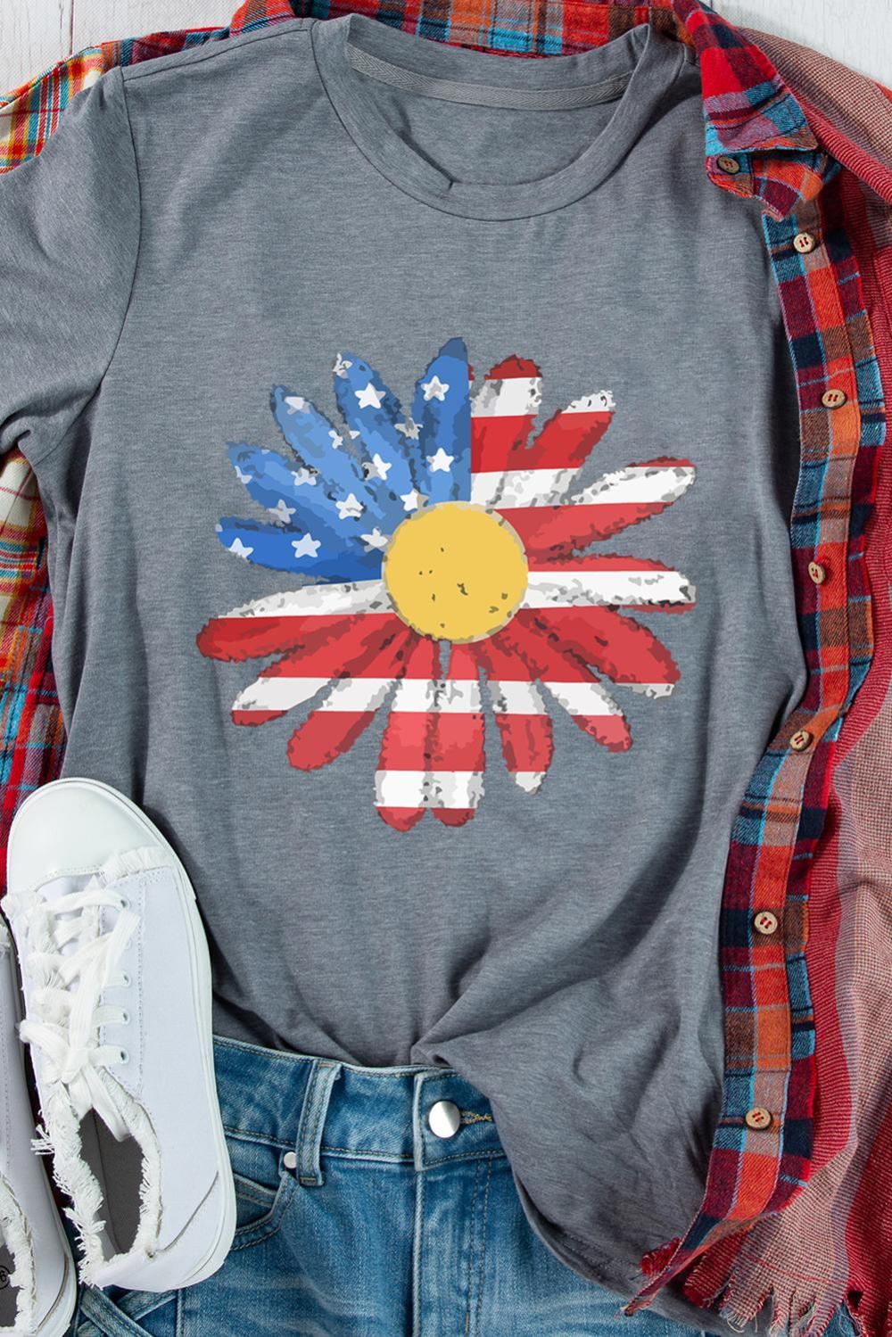 Women Gray 4th Of July Sunflower Graphic Crew Neck Tee | Tees & Tanks - Image 3